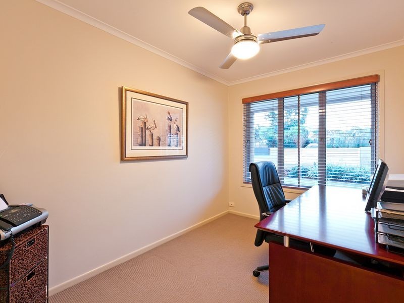 9 Coburg Street East, Cleveland QLD 4163