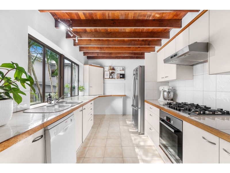 345 Main Road, Wellington Point QLD 4160