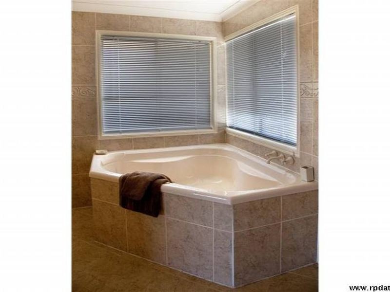 62A Bunker Road, Victoria Point QLD 4165