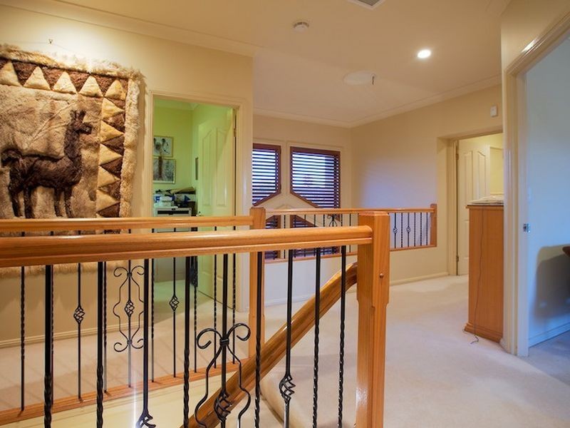 56 Seacrest Court, Raby Bay QLD 4163