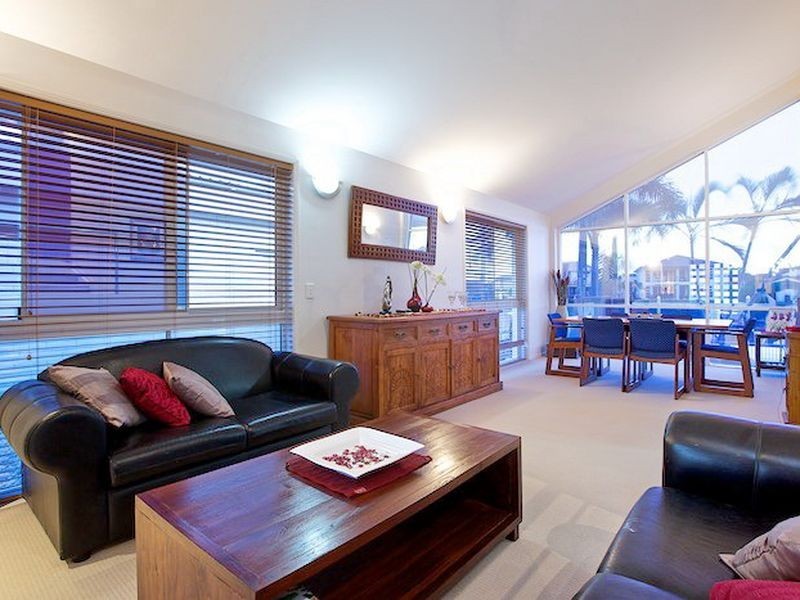 67 Anchorage Drive, Raby Bay QLD 4163