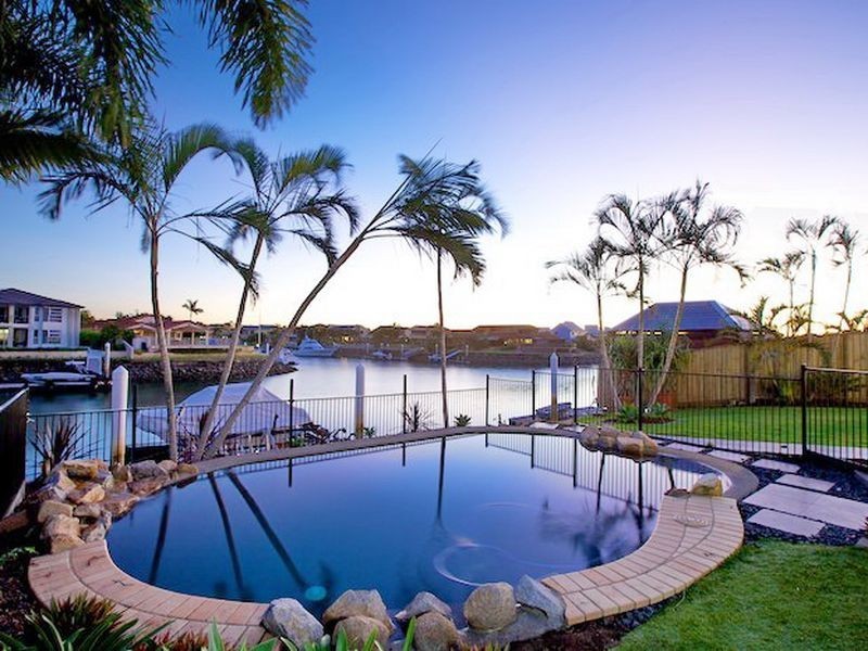 67 Anchorage Drive, Raby Bay QLD 4163