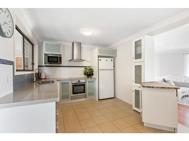 19a Chestnut Crescent, Victoria Point QLD 4165
