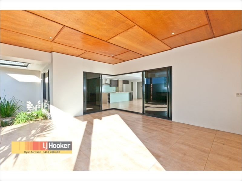 20 Sequoia Street, Thornlands QLD 4164