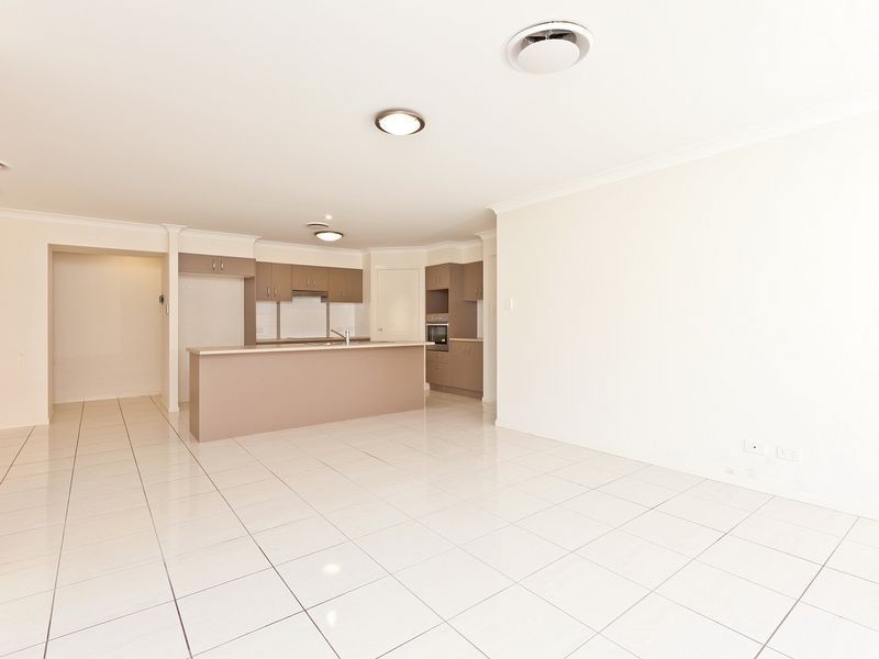 19 Pentecost Place, Redland Bay QLD 4165