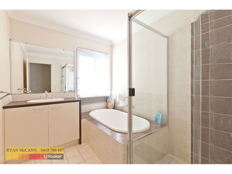 23 Creekside Circuit West, Victoria Point QLD 4165