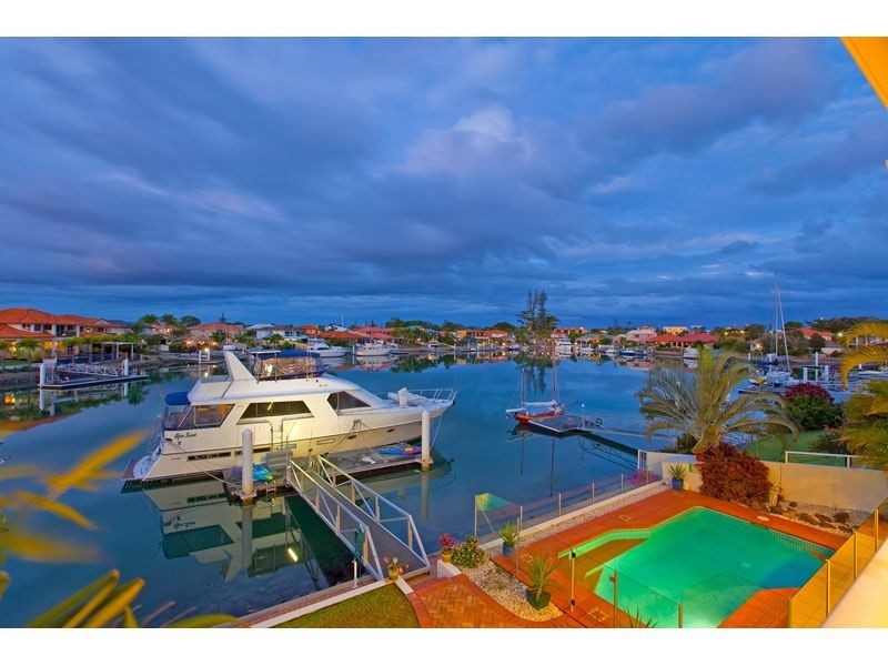 7 Carling Court, Raby Bay QLD 4163