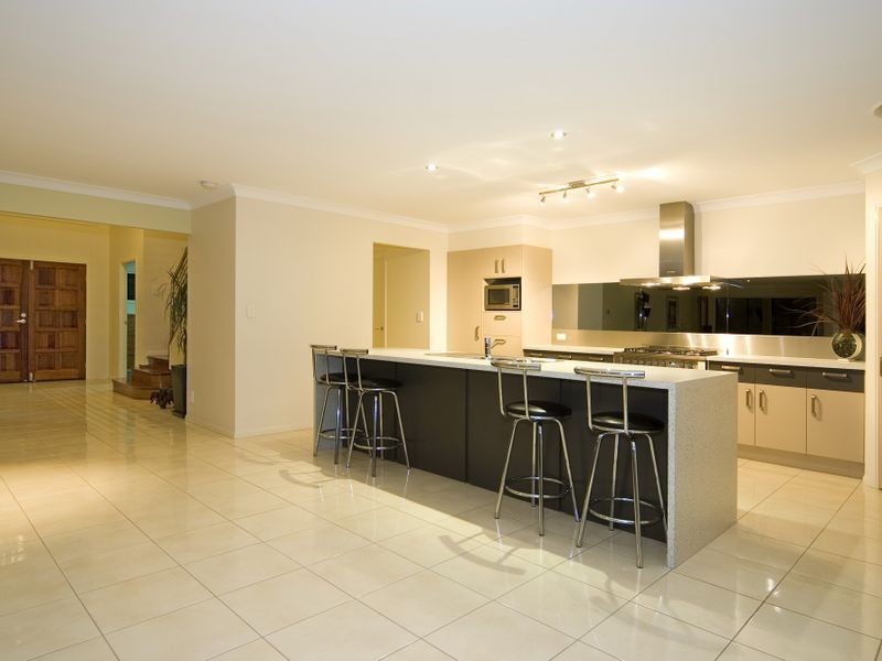 24 Waterville Drive, Thornlands QLD 4164