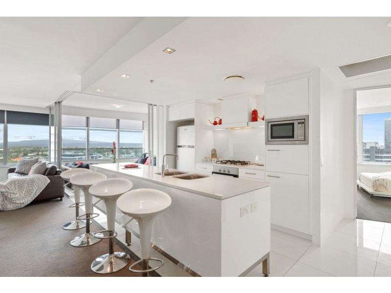 1109/9 Hamilton Avenue, Surfers Paradise QLD 4217