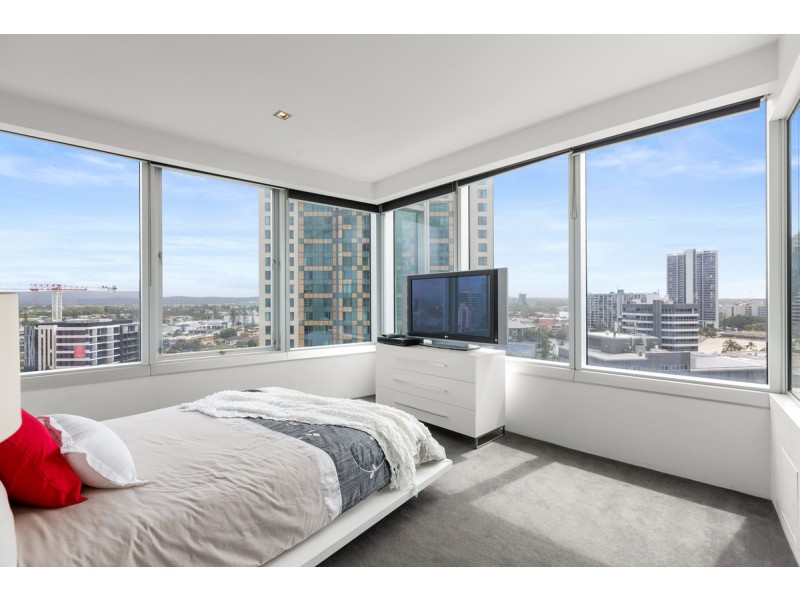 1109/9 Hamilton Avenue, Surfers Paradise QLD 4217
