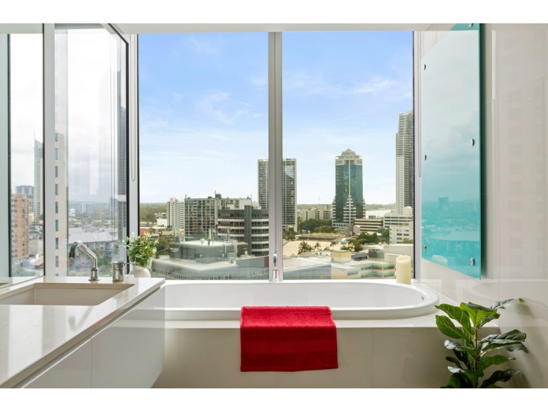 1109/9 Hamilton Avenue, Surfers Paradise QLD 4217