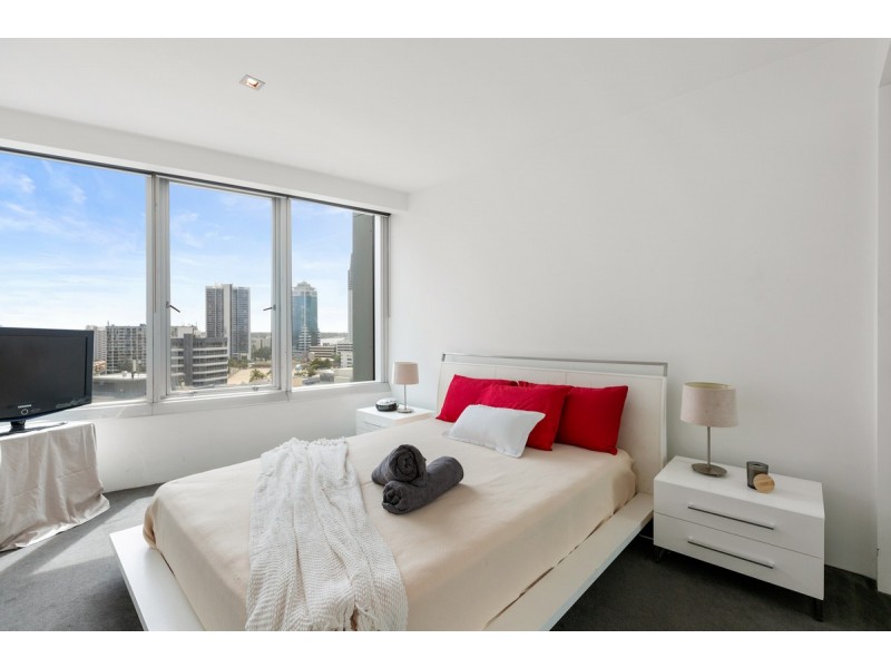 1109/9 Hamilton Avenue, Surfers Paradise QLD 4217