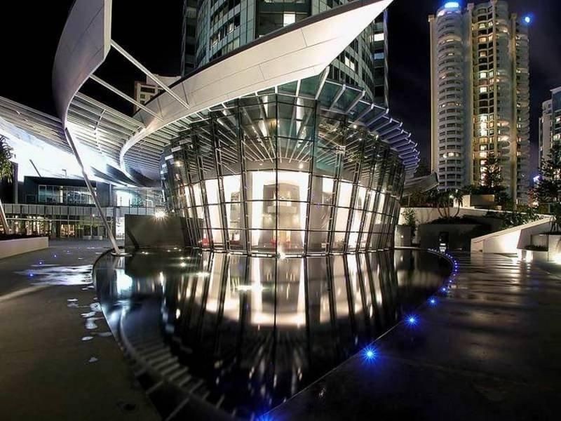 1109/9 Hamilton Avenue, Surfers Paradise QLD 4217