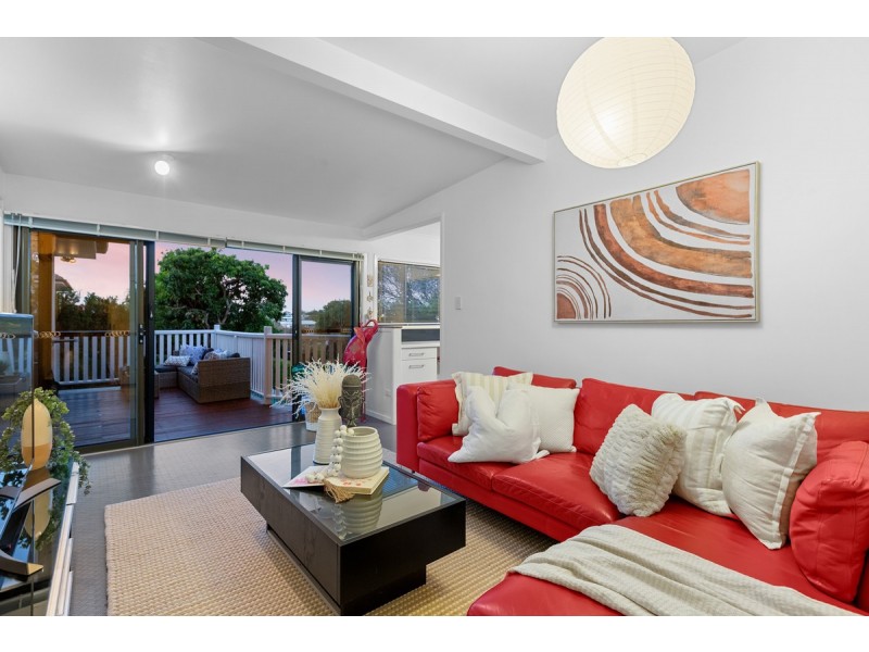 30 Hethorn Street, Coorparoo QLD 4151