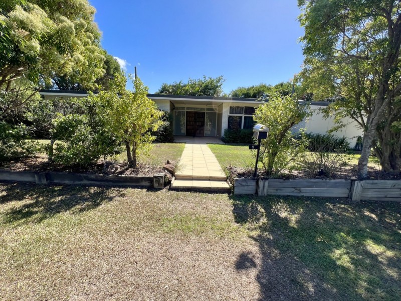 2 Diana Court, Alexandra Hills QLD 4161
