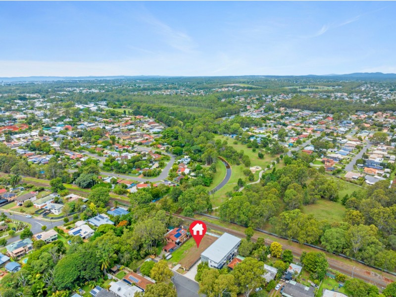 56 Napier Street, Birkdale QLD 4159