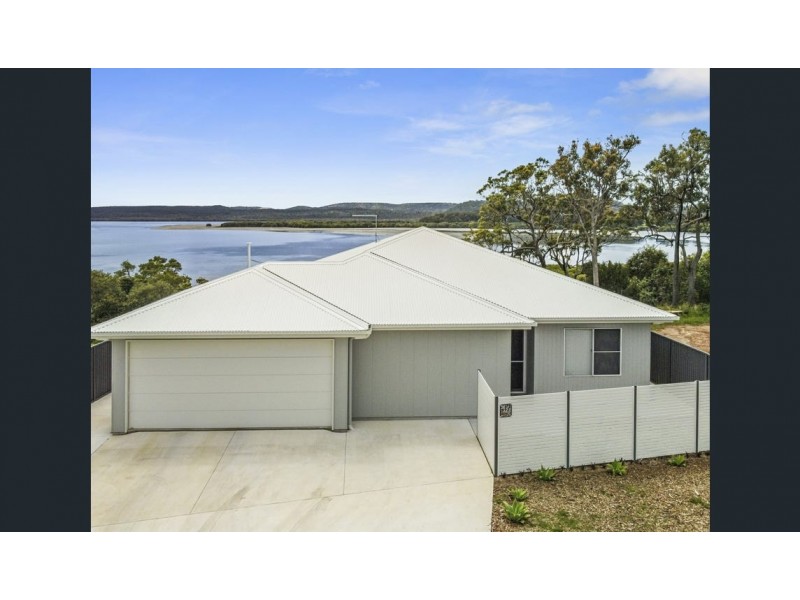 17 Bay Drive, Russell Island QLD 4184