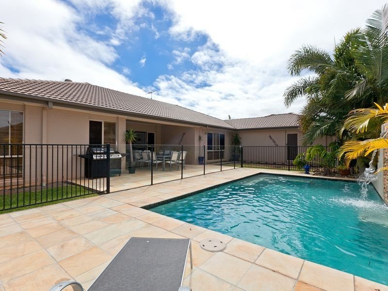 8 Redbill Close, Thornlands QLD 4164