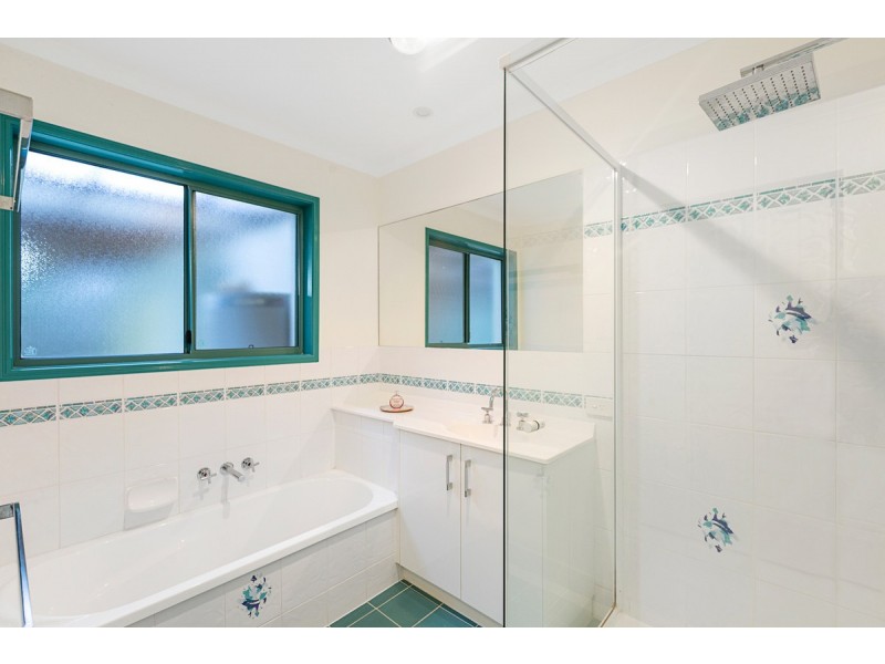 24 Turner Crescent, Wellington Point QLD 4160