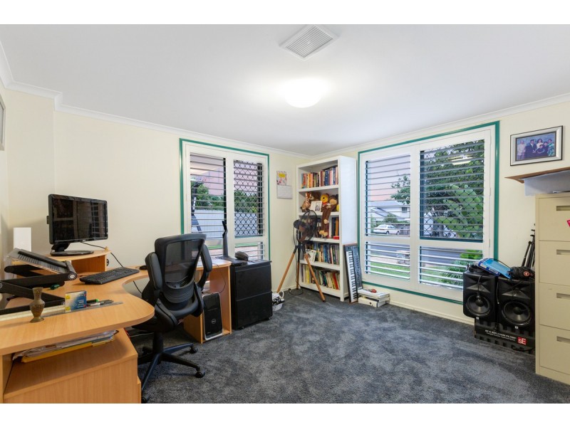 24 Turner Crescent, Wellington Point QLD 4160