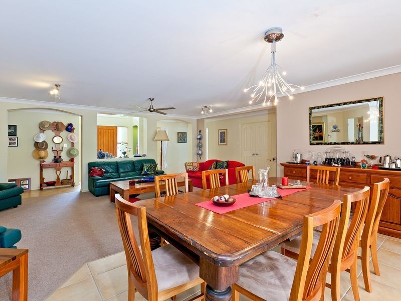 9 Plantation Place, Wellington Point QLD 4160