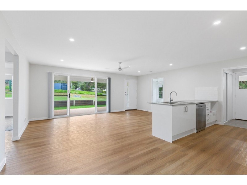 23 Waratah Street, Russell Island QLD 4184