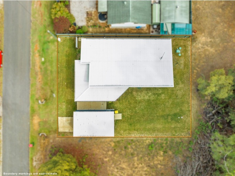 15 Kurrajong Road, Russell Island QLD 4184