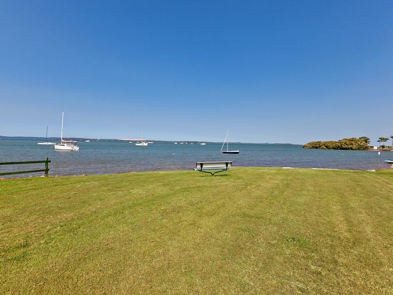 8 Edinburgh Street, Victoria Point QLD 4165