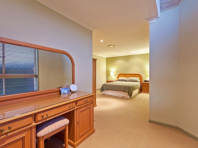 37 Parkwood Drive, Capalaba QLD 4157