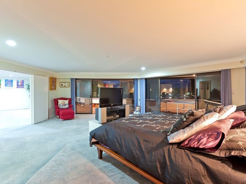 8 Sommersea Drive, Raby Bay QLD 4163