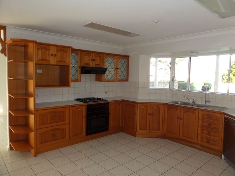 14 Captains Court, Cleveland QLD 4163
