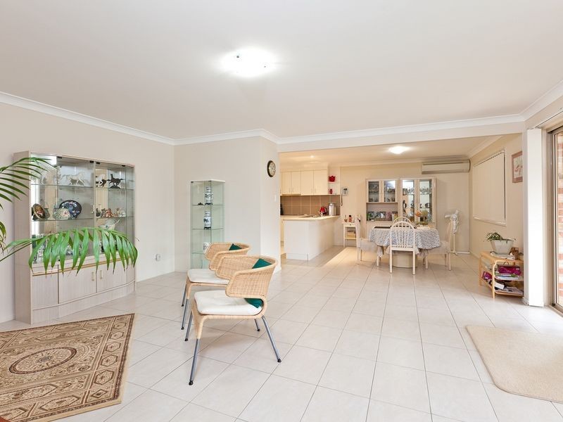 10 Scampi Place, Redland Bay QLD 4165