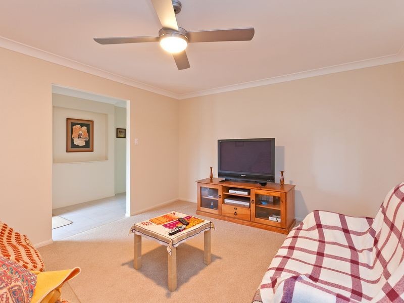 10 Scampi Place, Redland Bay QLD 4165
