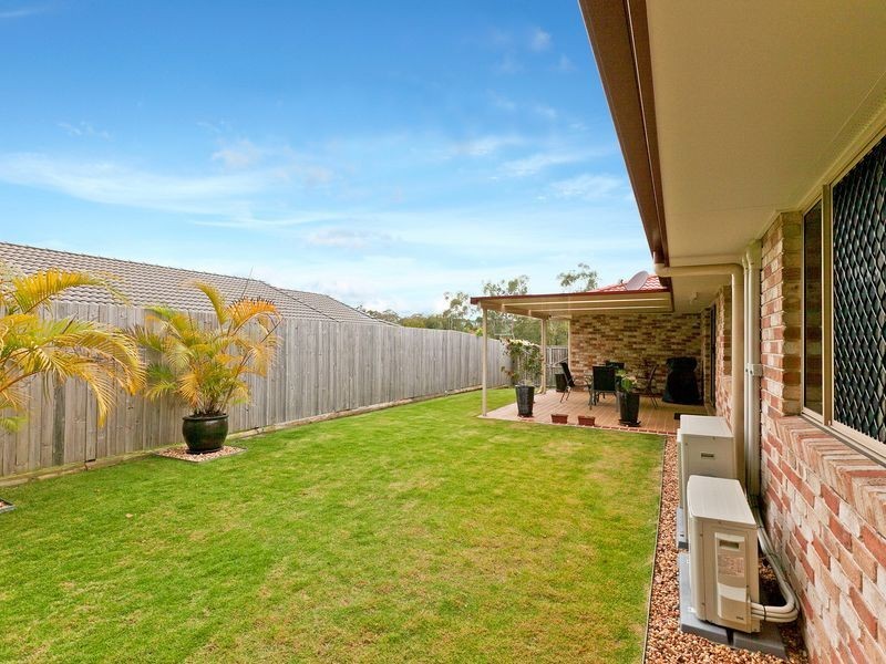10 Scampi Place, Redland Bay QLD 4165