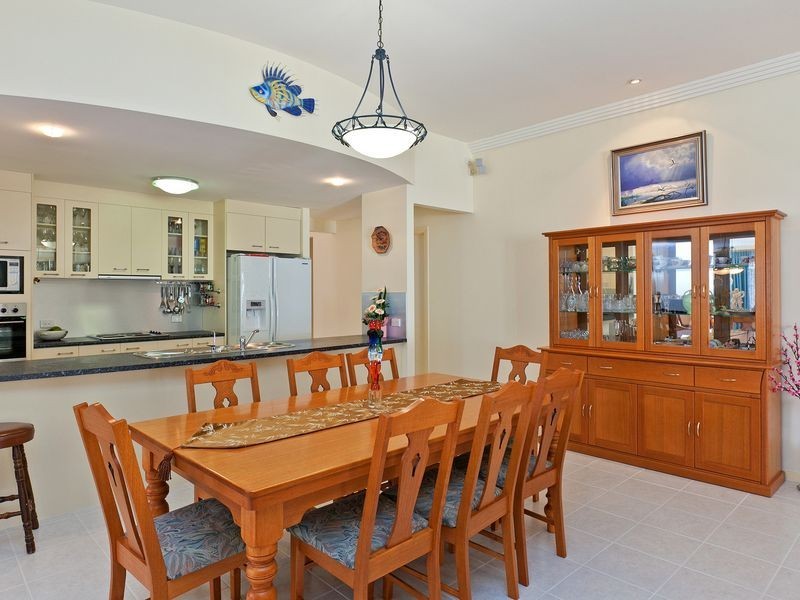 18 Pedwell Place, Birkdale QLD 4159