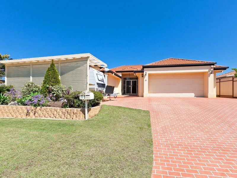 18 Pedwell Place, Birkdale QLD 4159