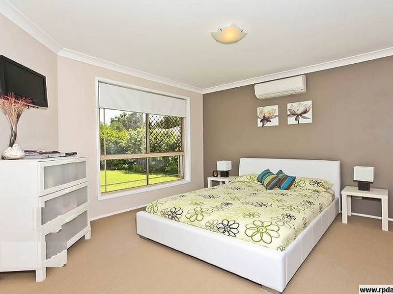 6 Colvin Crt, Wakerley QLD 4154