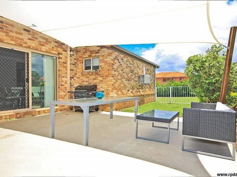 6 Colvin Crt, Wakerley QLD 4154