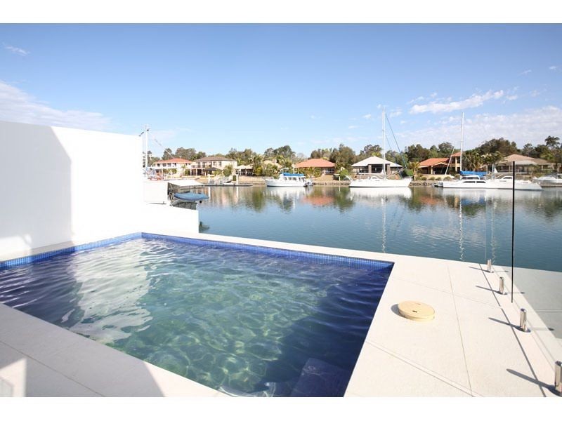 2/38 Cayman Crescent, Ormiston QLD 4160