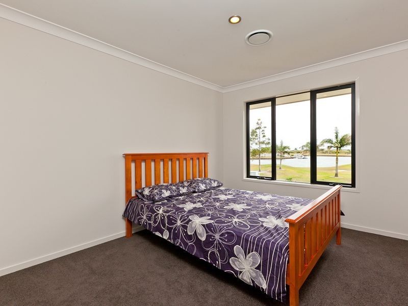 6 Sundown Place, Jacobs Well QLD 4208