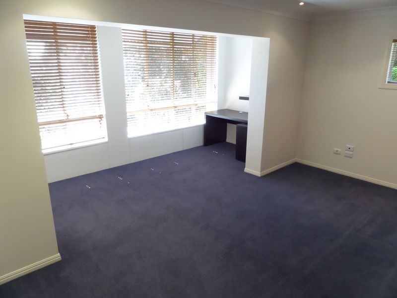 10 Tarina Street, Cleveland QLD 4163