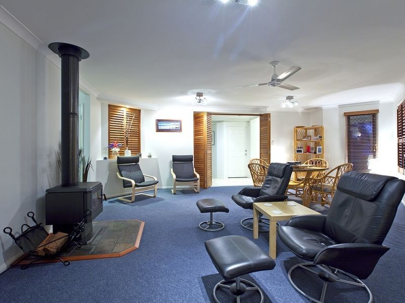 18 Trafalgar Vale Avenue, Wellington Point QLD 4160
