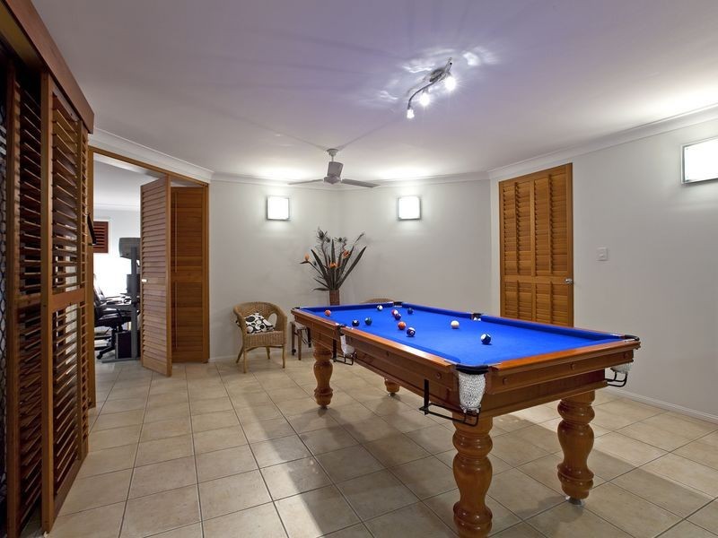 18 Trafalgar Vale Avenue, Wellington Point QLD 4160