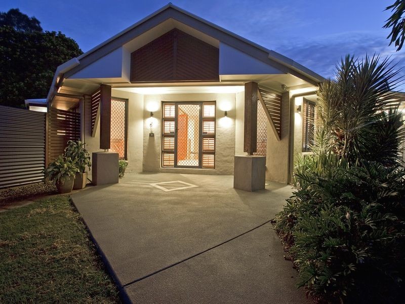 18 Trafalgar Vale Avenue, Wellington Point QLD 4160