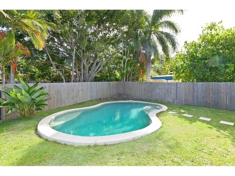 19 Sylvania Street, Wellington Point QLD 4160