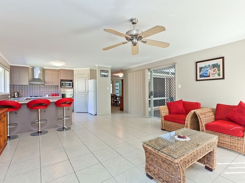 5 Truscot Place, Thornlands QLD 4164