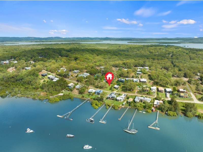 96 Wahine Drive, Russell Island QLD 4184