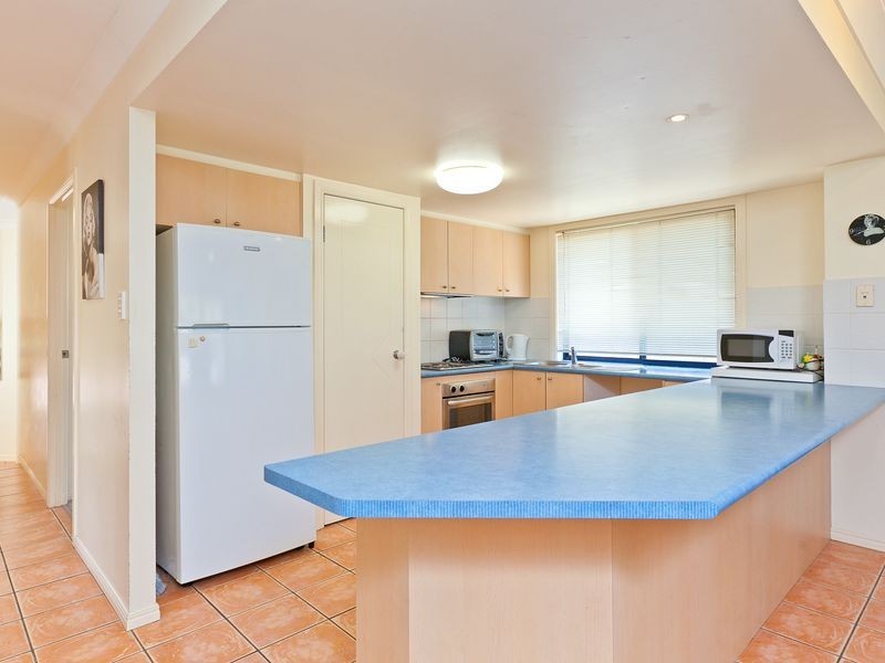 1/27 Parakeet Street, Birkdale QLD 4159