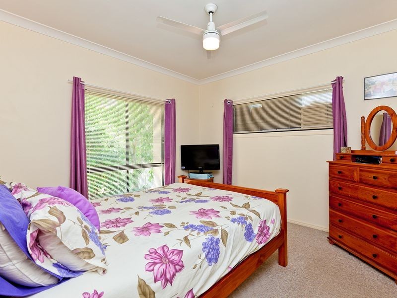 1/27 Parakeet Street, Birkdale QLD 4159