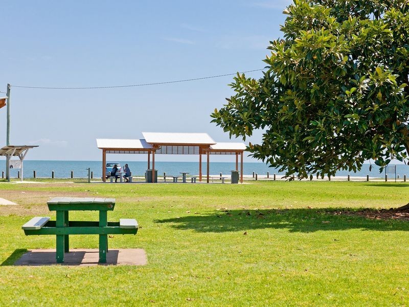 223 Shore Street North, Cleveland QLD 4163